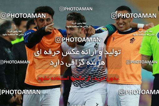 1127286, Tehran, [*parameter:4*], Iran Pro League، Persian Gulf Cup، 2017-18 season، Second Leg، Week 29، Esteghlal 3 v 2 Paykan on 2018/04/22 at Azadi Stadium