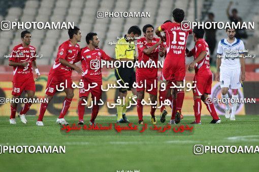 1136103, Tehran, Iran, Iran Pro League، Persian Gulf Cup، 2010-11 season، First Leg، Week 10، Persepolis 2 v 3 Malvan Bandar Anzali on 2010/10/10 at Azadi Stadium