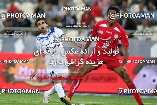 1136134, Tehran, Iran, Iran Pro League، Persian Gulf Cup، 2010-11 season، First Leg، Week 10، Persepolis 2 v 3 Malvan Bandar Anzali on 2010/10/10 at Azadi Stadium