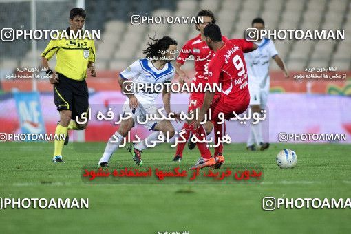 1136088, Tehran, Iran, Iran Pro League، Persian Gulf Cup، 2010-11 season، First Leg، Week 10، Persepolis 2 v 3 Malvan Bandar Anzali on 2010/10/10 at Azadi Stadium