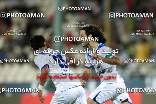 1136079, Tehran, Iran, Iran Pro League، Persian Gulf Cup، 2010-11 season، First Leg، Week 10، Persepolis 2 v 3 Malvan Bandar Anzali on 2010/10/10 at Azadi Stadium