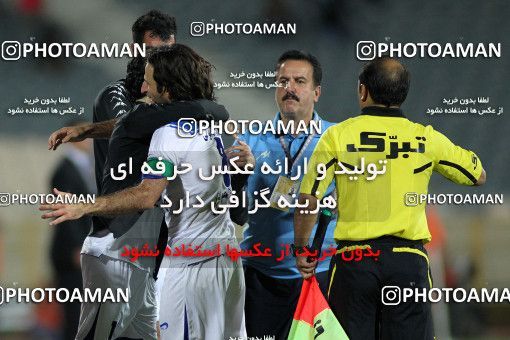 1136102, Tehran, Iran, Iran Pro League، Persian Gulf Cup، 2010-11 season، First Leg، Week 10، Persepolis 2 v 3 Malvan Bandar Anzali on 2010/10/10 at Azadi Stadium