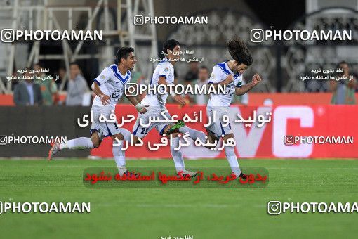 1151344, Tehran, Iran, Iran Pro League، Persian Gulf Cup، 2010-11 season، First Leg، Week 10، Persepolis 2 v 3 Malvan Bandar Anzali on 2010/10/10 at Azadi Stadium