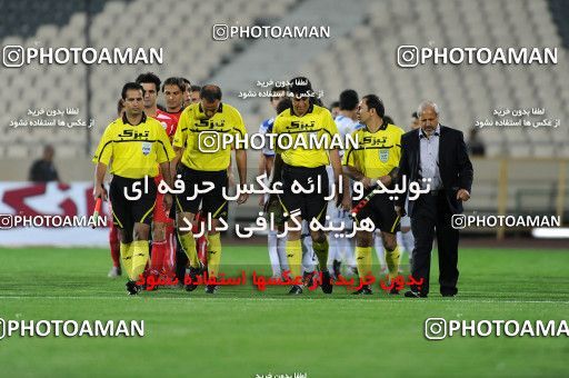 1151448, Tehran, Iran, Iran Pro League، Persian Gulf Cup، 2010-11 season، First Leg، Week 10، Persepolis 2 v 3 Malvan Bandar Anzali on 2010/10/10 at Azadi Stadium