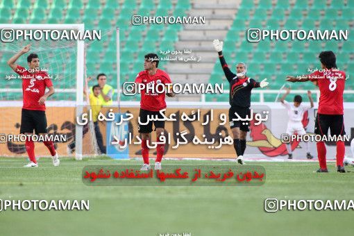 1150762, Tabriz, [*parameter:4*], Iran Pro League، Persian Gulf Cup، 2010-11 season، First Leg، Week 9، Shahrdari Tabriz ۱ v ۱ Persepolis on 2010/09/18 at Yadegar-e Emam Stadium