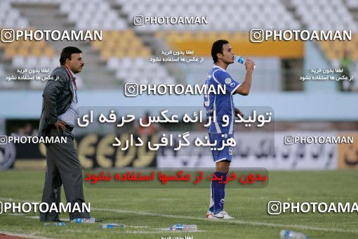 1151603, Qom, Iran, لیگ برتر فوتبال ایران، Persian Gulf Cup، Week 10، First Leg، Saba Qom 1 v 1 Esteghlal on 2010/10/10 at Yadegar-e Emam Stadium Qom