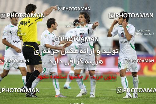 1153667, Tehran, [*parameter:4*], Iran Pro League، Persian Gulf Cup، 2010-11 season، First Leg، Week 12، Persepolis 2 v ۰ Zob Ahan Esfahan on 2010/10/25 at Azadi Stadium