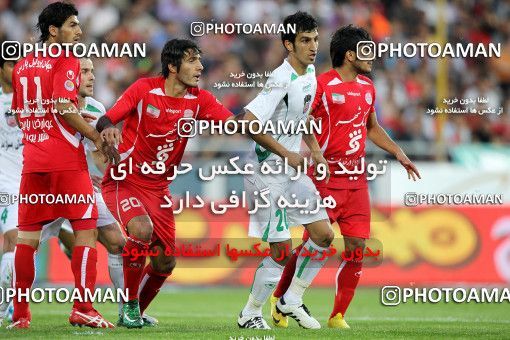 1153335, Tehran, [*parameter:4*], Iran Pro League، Persian Gulf Cup، 2010-11 season، First Leg، Week 12، Persepolis 2 v ۰ Zob Ahan Esfahan on 2010/10/25 at Azadi Stadium