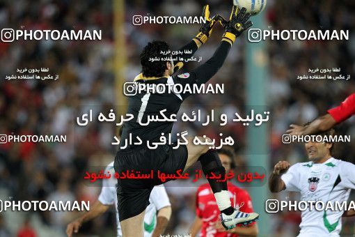 1153690, Tehran, [*parameter:4*], Iran Pro League، Persian Gulf Cup، 2010-11 season، First Leg، Week 12، Persepolis 2 v ۰ Zob Ahan Esfahan on 2010/10/25 at Azadi Stadium