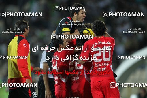 1153653, Tehran, [*parameter:4*], Iran Pro League، Persian Gulf Cup، 2010-11 season، First Leg، Week 12، Persepolis 2 v ۰ Zob Ahan Esfahan on 2010/10/25 at Azadi Stadium