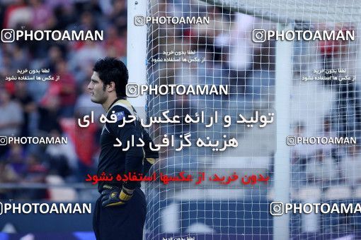 1153758, Tehran, [*parameter:4*], Iran Pro League، Persian Gulf Cup، 2010-11 season، First Leg، Week 12، Persepolis 2 v ۰ Zob Ahan Esfahan on 2010/10/25 at Azadi Stadium