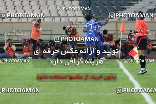 1153997, Tehran, [*parameter:4*], Iran Pro League، Persian Gulf Cup، 2010-11 season، First Leg، Week 13، Esteghlal ۱ v ۰ Rah Ahan on 2010/10/29 at Azadi Stadium