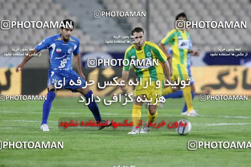 1153988, Tehran, [*parameter:4*], Iran Pro League، Persian Gulf Cup، 2010-11 season، First Leg، Week 13، Esteghlal ۱ v ۰ Rah Ahan on 2010/10/29 at Azadi Stadium