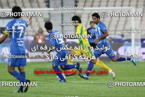 1153965, Tehran, [*parameter:4*], Iran Pro League، Persian Gulf Cup، 2010-11 season، First Leg، Week 13، Esteghlal ۱ v ۰ Rah Ahan on 2010/10/29 at Azadi Stadium