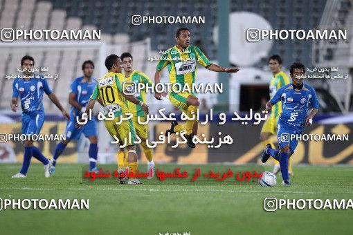 1155040, Tehran, [*parameter:4*], Iran Pro League، Persian Gulf Cup، 2010-11 season، First Leg، Week 13، Esteghlal ۱ v ۰ Rah Ahan on 2010/10/29 at Azadi Stadium