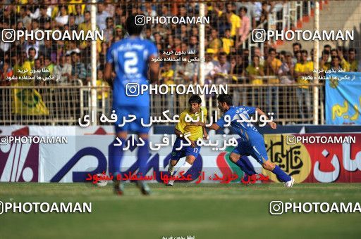 1156744, Abadan, [*parameter:4*], Iran Pro League، Persian Gulf Cup، 2010-11 season، First Leg، Week 14، Sanat Naft Abadan 2 v ۰ Esteghlal on 2010/11/04 at Takhti Stadium Abadan