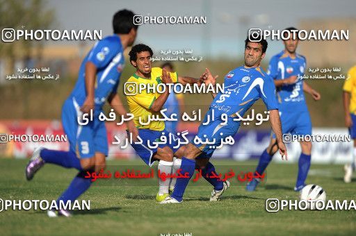 1156890, Abadan, [*parameter:4*], Iran Pro League، Persian Gulf Cup، 2010-11 season، First Leg، Week 14، Sanat Naft Abadan 2 v ۰ Esteghlal on 2010/11/04 at Takhti Stadium Abadan