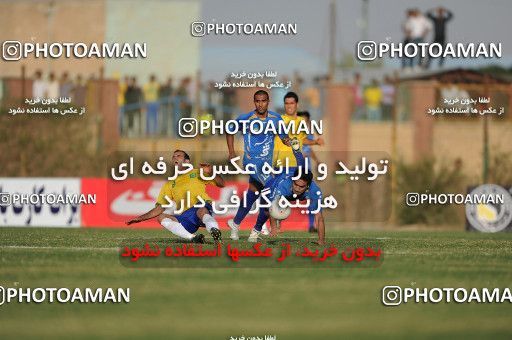 1156760, Abadan, [*parameter:4*], Iran Pro League، Persian Gulf Cup، 2010-11 season، First Leg، Week 14، Sanat Naft Abadan 2 v ۰ Esteghlal on 2010/11/04 at Takhti Stadium Abadan