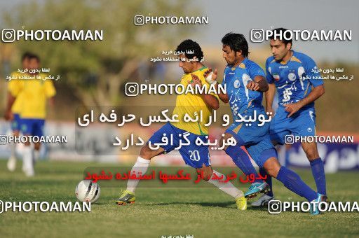 1156850, Abadan, [*parameter:4*], Iran Pro League، Persian Gulf Cup، 2010-11 season، First Leg، Week 14، Sanat Naft Abadan 2 v ۰ Esteghlal on 2010/11/04 at Takhti Stadium Abadan