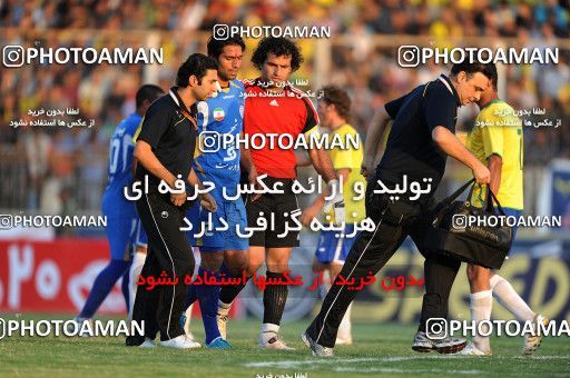 1156839, Abadan, [*parameter:4*], Iran Pro League، Persian Gulf Cup، 2010-11 season، First Leg، Week 14، Sanat Naft Abadan 2 v ۰ Esteghlal on 2010/11/04 at Takhti Stadium Abadan