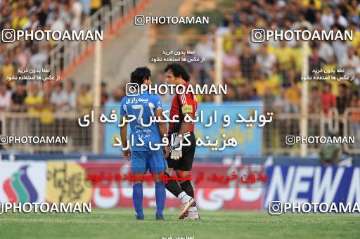 1156795, Abadan, [*parameter:4*], Iran Pro League، Persian Gulf Cup، 2010-11 season، First Leg، Week 14، Sanat Naft Abadan 2 v ۰ Esteghlal on 2010/11/04 at Takhti Stadium Abadan