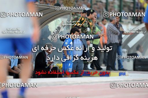 1156690, Abadan, [*parameter:4*], Iran Pro League، Persian Gulf Cup، 2010-11 season، First Leg، Week 14، Sanat Naft Abadan 2 v ۰ Esteghlal on 2010/11/04 at Takhti Stadium Abadan