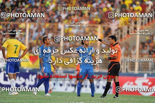 1156804, Abadan, [*parameter:4*], Iran Pro League، Persian Gulf Cup، 2010-11 season، First Leg، Week 14، Sanat Naft Abadan 2 v ۰ Esteghlal on 2010/11/04 at Takhti Stadium Abadan