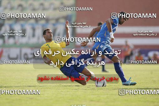 1156551, Abadan, [*parameter:4*], Iran Pro League، Persian Gulf Cup، 2010-11 season، First Leg، Week 14، Sanat Naft Abadan 2 v ۰ Esteghlal on 2010/11/04 at Takhti Stadium Abadan