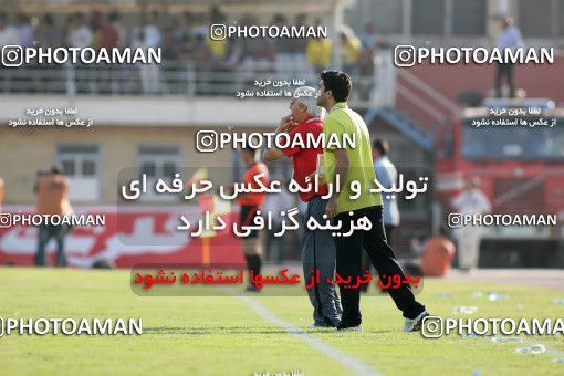 1156617, Abadan, [*parameter:4*], Iran Pro League، Persian Gulf Cup، 2010-11 season، First Leg، Week 14، Sanat Naft Abadan 2 v ۰ Esteghlal on 2010/11/04 at Takhti Stadium Abadan