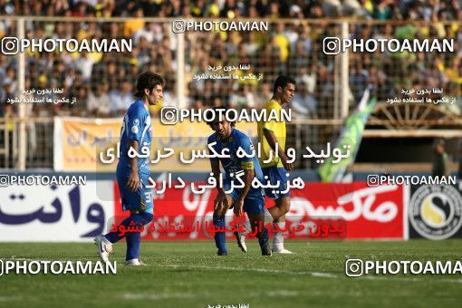 1156552, Abadan, [*parameter:4*], Iran Pro League، Persian Gulf Cup، 2010-11 season، First Leg، Week 14، Sanat Naft Abadan 2 v ۰ Esteghlal on 2010/11/04 at Takhti Stadium Abadan