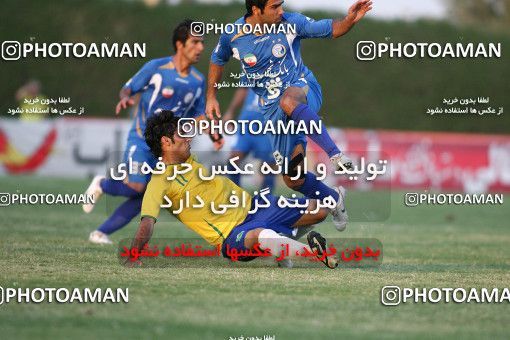 1156593, Abadan, [*parameter:4*], Iran Pro League، Persian Gulf Cup، 2010-11 season، First Leg، Week 14، Sanat Naft Abadan 2 v ۰ Esteghlal on 2010/11/04 at Takhti Stadium Abadan