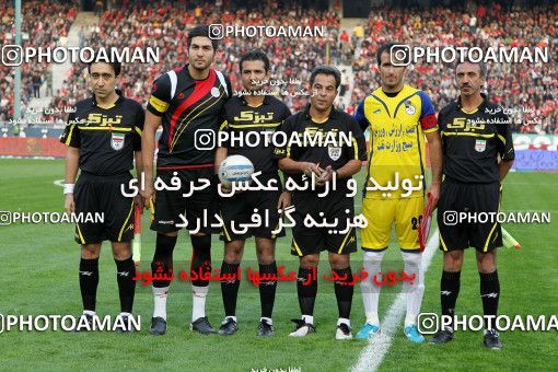 1157319, Tehran, [*parameter:4*], Iran Pro League، Persian Gulf Cup، 2010-11 season، First Leg، Week 14، Persepolis 3 v ۱ Naft Tehran on 2010/11/05 at Azadi Stadium