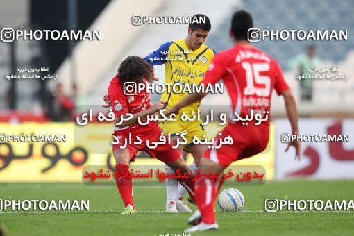 1156938, Tehran, [*parameter:4*], Iran Pro League، Persian Gulf Cup، 2010-11 season، First Leg، Week 14، Persepolis 3 v ۱ Naft Tehran on 2010/11/05 at Azadi Stadium