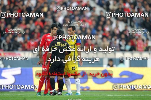 1156969, Tehran, [*parameter:4*], Iran Pro League، Persian Gulf Cup، 2010-11 season، First Leg، Week 14، Persepolis 3 v ۱ Naft Tehran on 2010/11/05 at Azadi Stadium