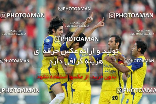 1157056, Tehran, [*parameter:4*], Iran Pro League، Persian Gulf Cup، 2010-11 season، First Leg، Week 14، Persepolis 3 v ۱ Naft Tehran on 2010/11/05 at Azadi Stadium