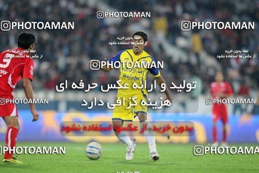 1157024, Tehran, [*parameter:4*], لیگ برتر فوتبال ایران، Persian Gulf Cup، Week 14، First Leg، Persepolis 3 v 1 Naft Tehran on 2010/11/05 at Azadi Stadium