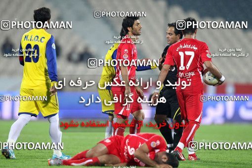 1157073, Tehran, [*parameter:4*], Iran Pro League، Persian Gulf Cup، 2010-11 season، First Leg، Week 14، Persepolis 3 v ۱ Naft Tehran on 2010/11/05 at Azadi Stadium