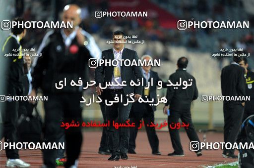 1156444, Tehran, [*parameter:4*], لیگ برتر فوتبال ایران، Persian Gulf Cup، Week 14، First Leg، Persepolis 3 v 1 Naft Tehran on 2010/11/05 at Azadi Stadium