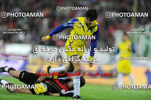 1156524, Tehran, [*parameter:4*], Iran Pro League، Persian Gulf Cup، 2010-11 season، First Leg، Week 14، Persepolis 3 v ۱ Naft Tehran on 2010/11/05 at Azadi Stadium