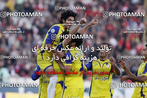 1156398, Tehran, [*parameter:4*], Iran Pro League، Persian Gulf Cup، 2010-11 season، First Leg، Week 14، Persepolis 3 v ۱ Naft Tehran on 2010/11/05 at Azadi Stadium