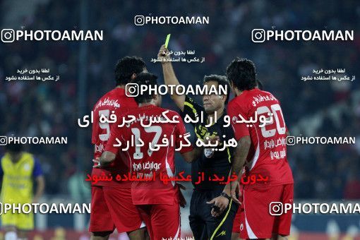 1156390, Tehran, [*parameter:4*], Iran Pro League، Persian Gulf Cup، 2010-11 season، First Leg، Week 14، Persepolis 3 v ۱ Naft Tehran on 2010/11/05 at Azadi Stadium