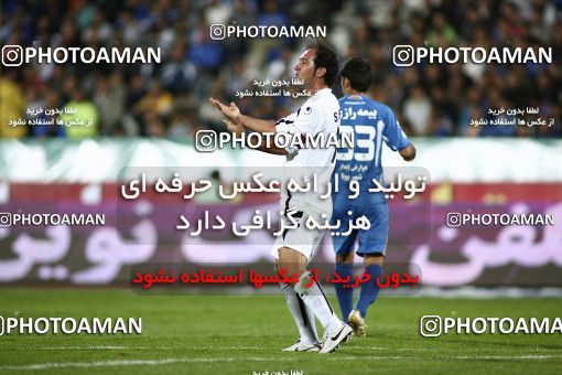 1160818, Tehran, [*parameter:4*], Iran Pro League، Persian Gulf Cup، 2010-11 season، First Leg، Week 15، Esteghlal 2 v ۱ Shahin Boushehr on 2010/11/12 at Azadi Stadium