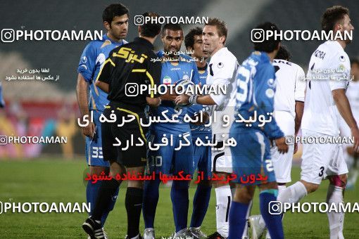 1160903, Tehran, [*parameter:4*], Iran Pro League، Persian Gulf Cup، 2010-11 season، First Leg، Week 15، Esteghlal 2 v ۱ Shahin Boushehr on 2010/11/12 at Azadi Stadium