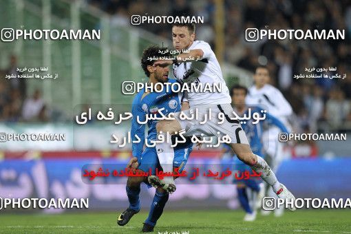 1160978, Tehran, [*parameter:4*], Iran Pro League، Persian Gulf Cup، 2010-11 season، First Leg، Week 15، Esteghlal 2 v ۱ Shahin Boushehr on 2010/11/12 at Azadi Stadium