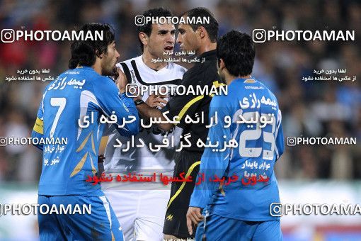 1161354, Tehran, [*parameter:4*], Iran Pro League، Persian Gulf Cup، 2010-11 season، First Leg، Week 15، Esteghlal 2 v ۱ Shahin Boushehr on 2010/11/12 at Azadi Stadium