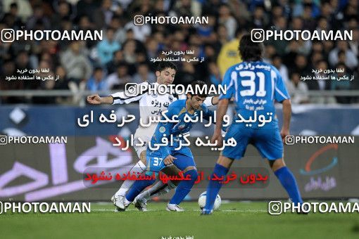 1161258, Tehran, [*parameter:4*], Iran Pro League، Persian Gulf Cup، 2010-11 season، First Leg، Week 15، Esteghlal 2 v ۱ Shahin Boushehr on 2010/11/12 at Azadi Stadium