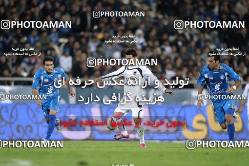 1161443, Tehran, [*parameter:4*], Iran Pro League، Persian Gulf Cup، 2010-11 season، First Leg، Week 15، Esteghlal 2 v ۱ Shahin Boushehr on 2010/11/12 at Azadi Stadium