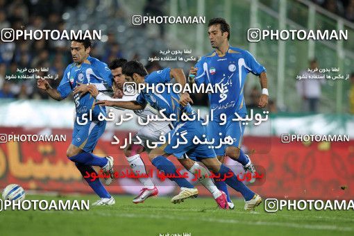 1161373, Tehran, [*parameter:4*], Iran Pro League، Persian Gulf Cup، 2010-11 season، First Leg، Week 15، Esteghlal 2 v ۱ Shahin Boushehr on 2010/11/12 at Azadi Stadium