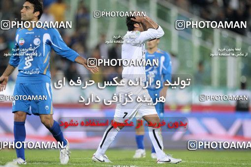 1161060, Tehran, [*parameter:4*], Iran Pro League، Persian Gulf Cup، 2010-11 season، First Leg، Week 15، Esteghlal 2 v ۱ Shahin Boushehr on 2010/11/12 at Azadi Stadium