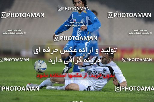 1161564, Tehran, [*parameter:4*], Iran Pro League، Persian Gulf Cup، 2010-11 season، First Leg، Week 15، Esteghlal 2 v ۱ Shahin Boushehr on 2010/11/12 at Azadi Stadium